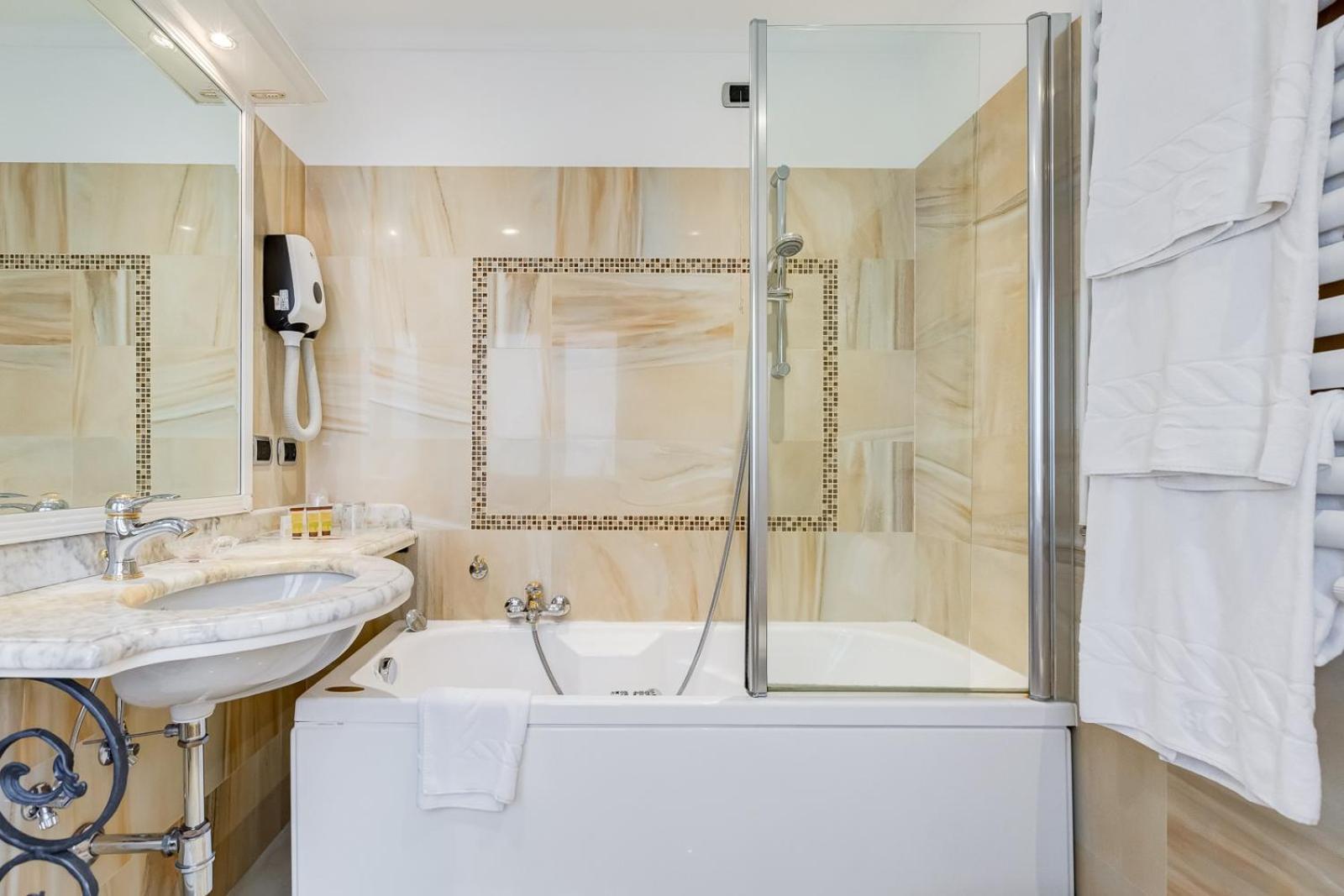 Hotel Cellini 3* Rome